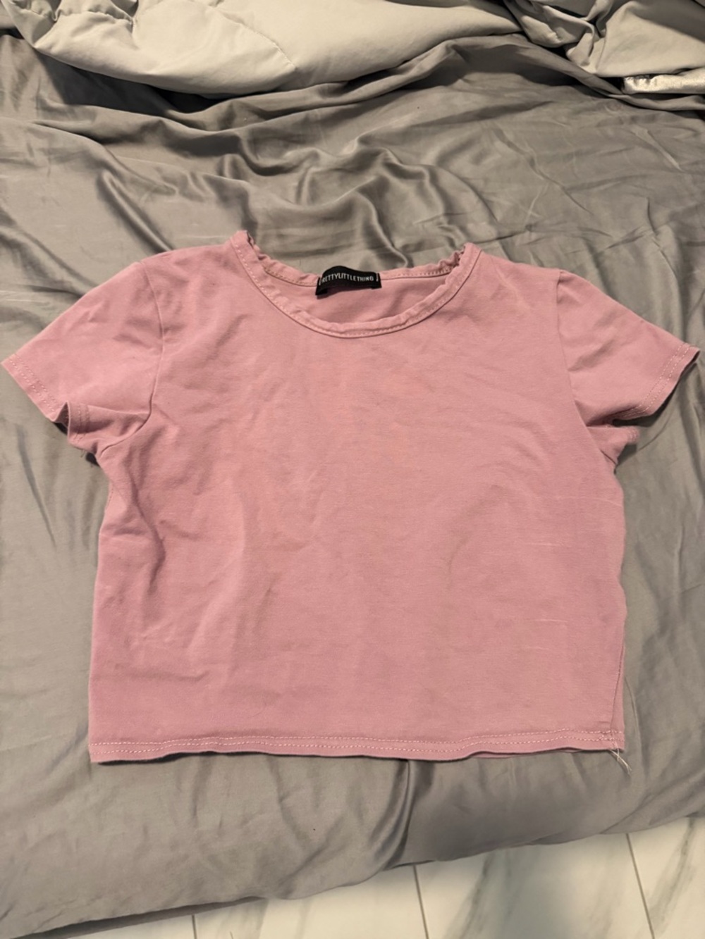 PrettyLittleThing Mauve Pink Crop Tee
